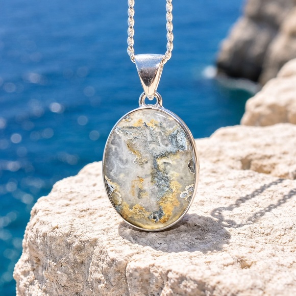 Graveyard Plume Agate - Picture 6 of 14